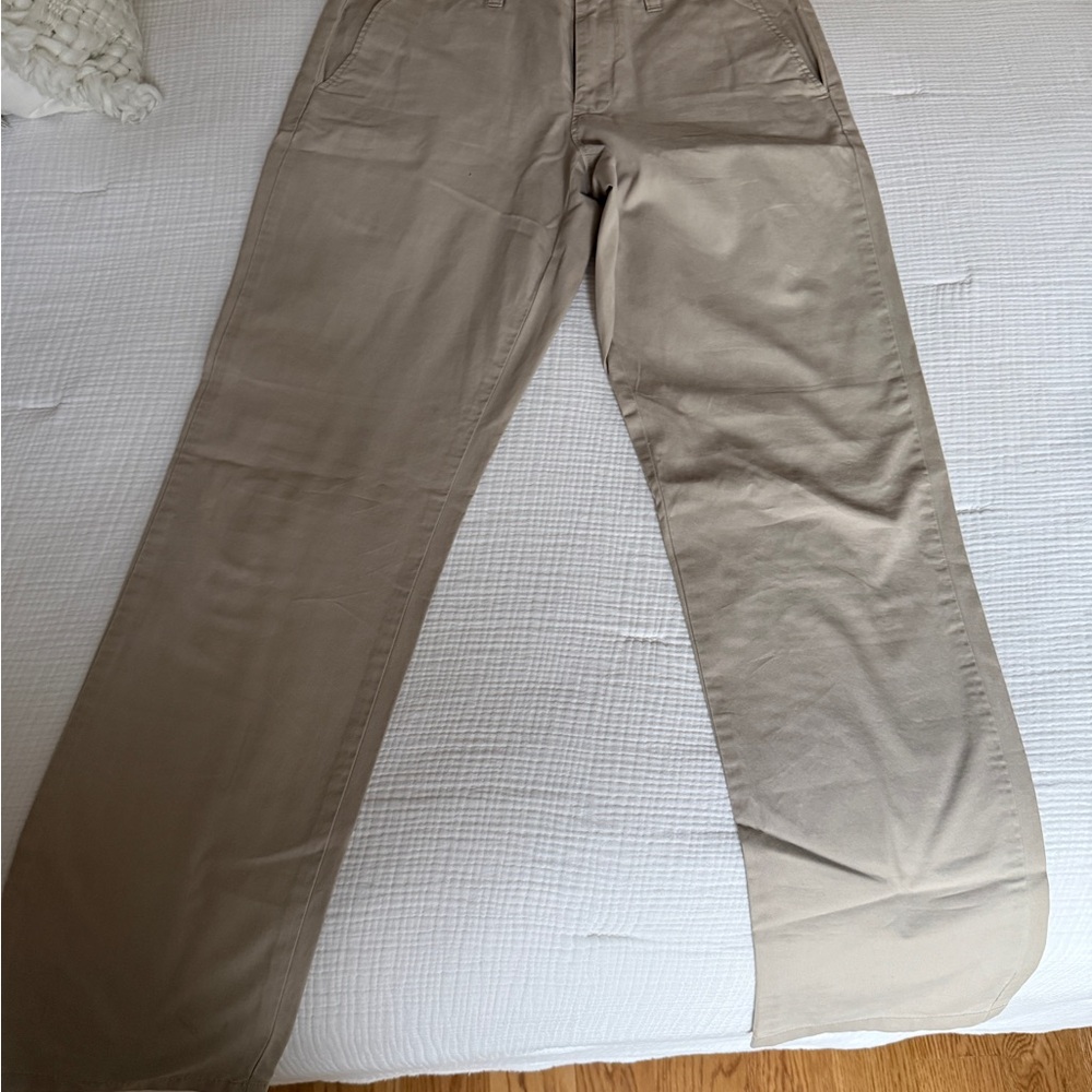 J Crew Men's Classic Straight Chino Pants - Beige